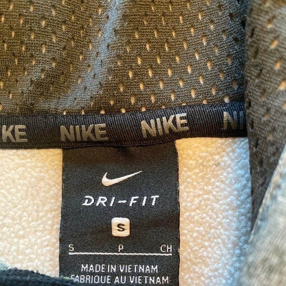 NIKE YOUTH BOYS “DRI FIT” HOODIE SIZE S MINT - Picture 3 of 3